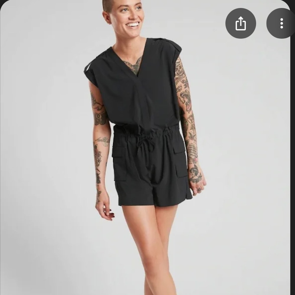 Like New Athleta Black Sleeveless Romper Size 10